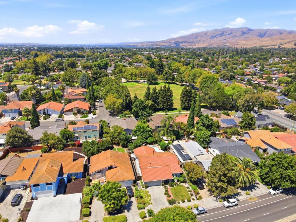 main property photo 60