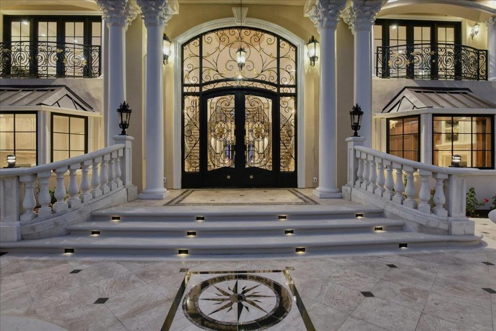 main property photo 20