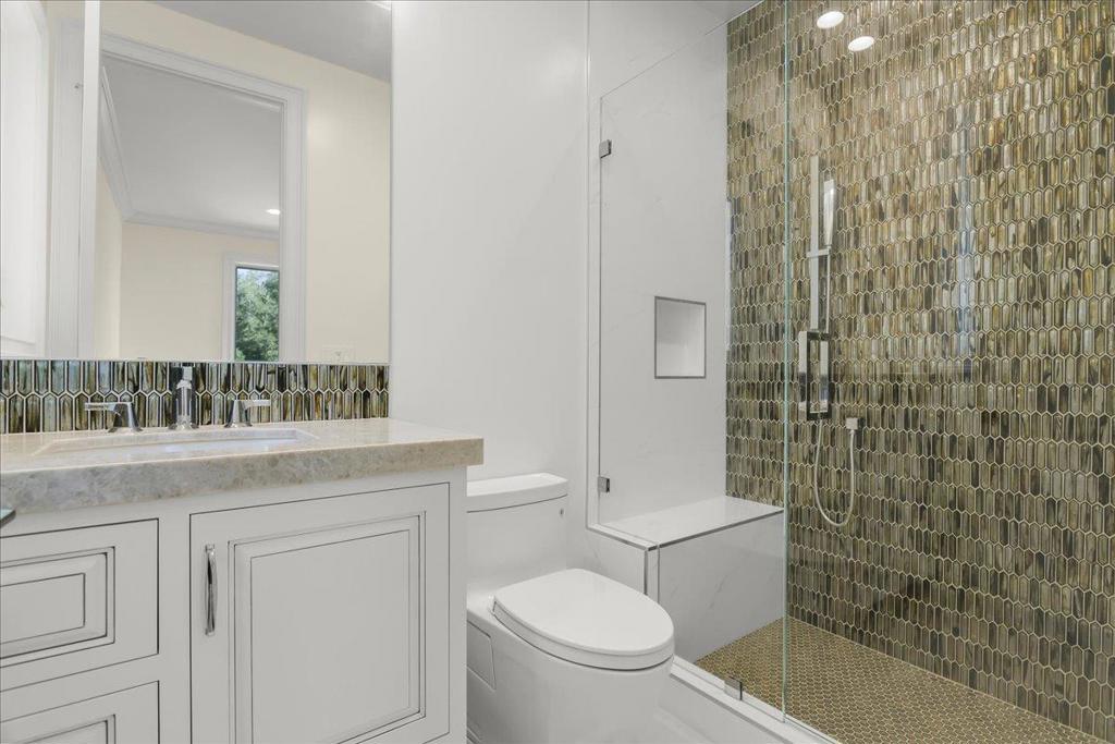 main property photo 75
