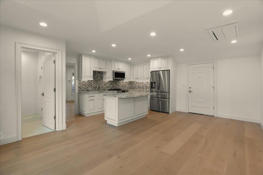 main property photo 84