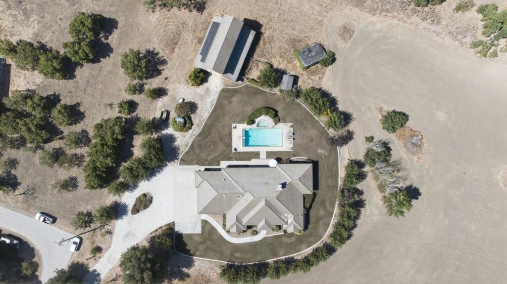 main property photo 58