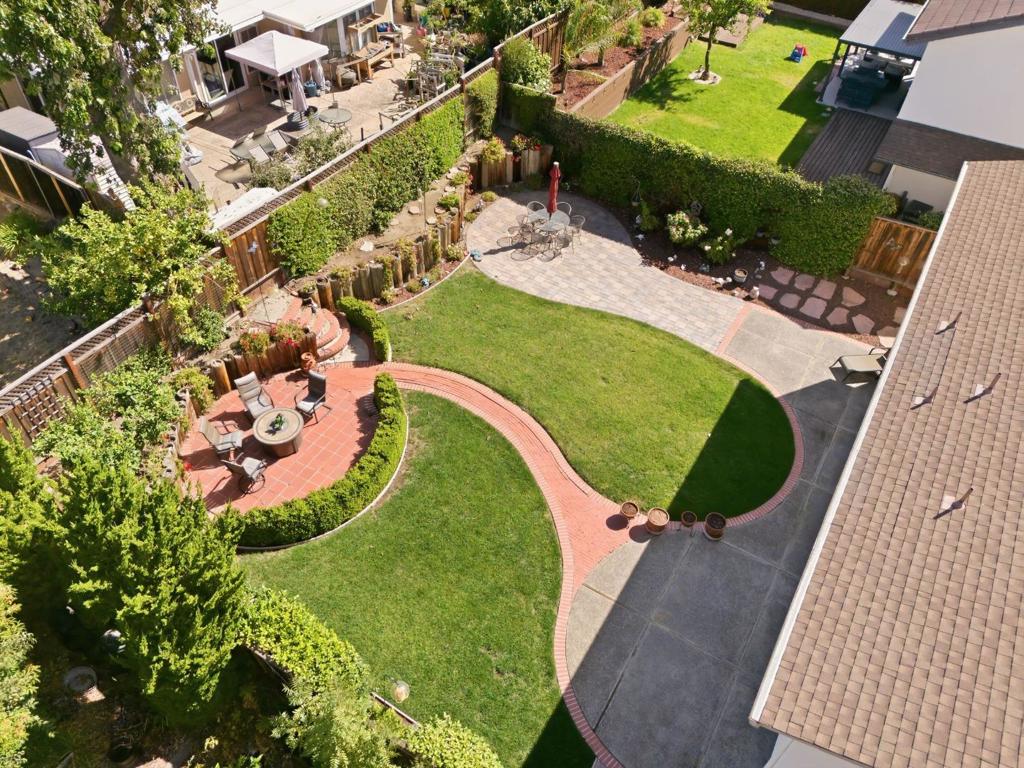 main property photo 60