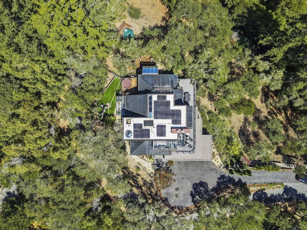 main property photo 76