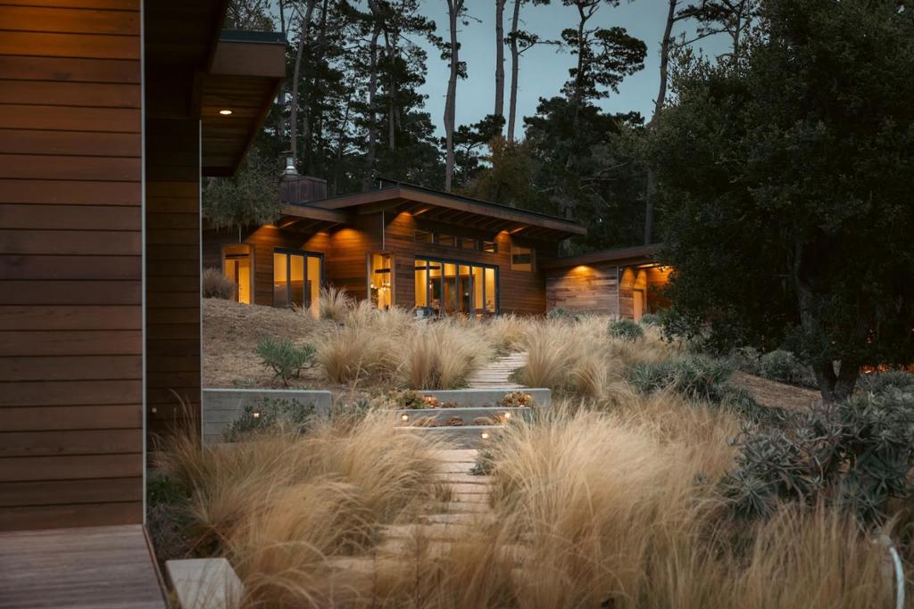 main property photo 70