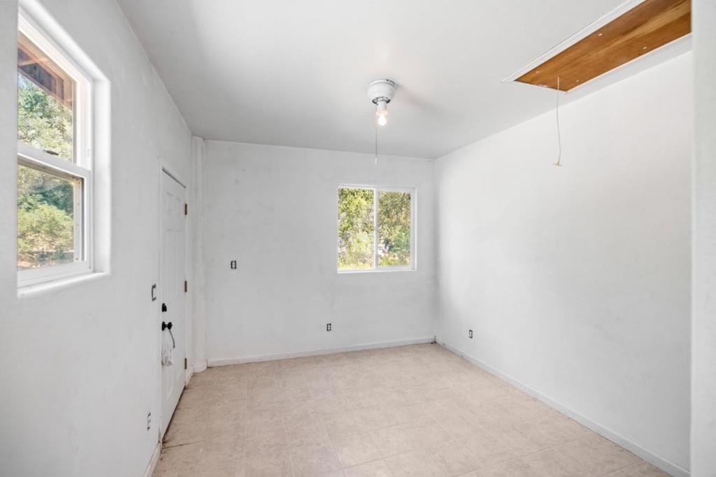 main property photo 61
