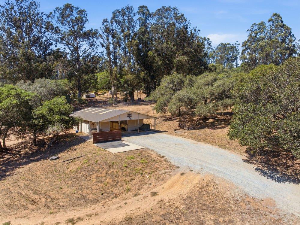 main property photo 44