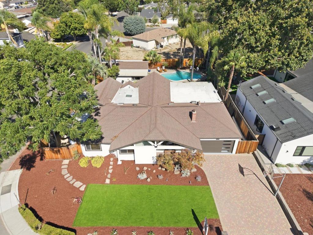 main property photo 69