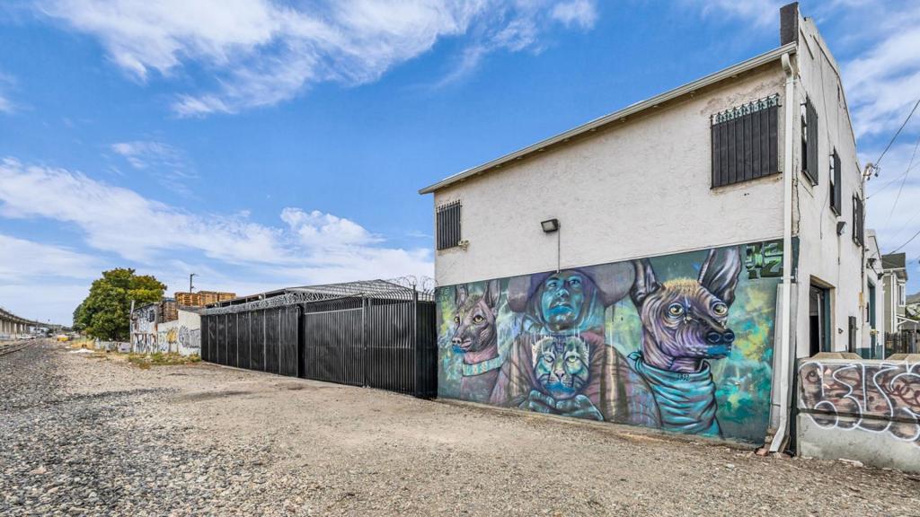 main property photo 51