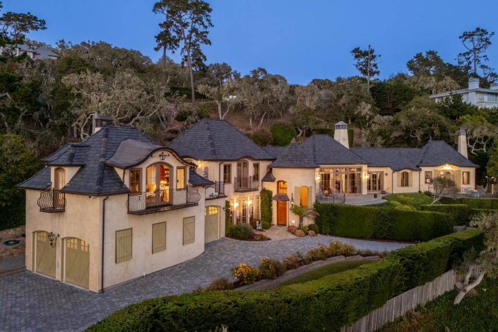 main property photo 41