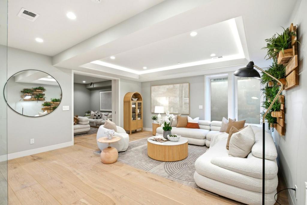 main property photo 68