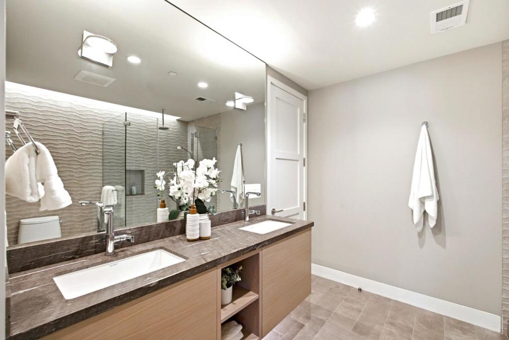 main property photo 75