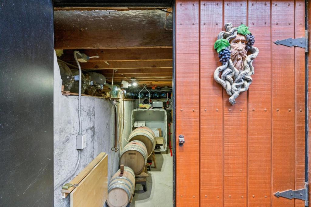 main property photo 77