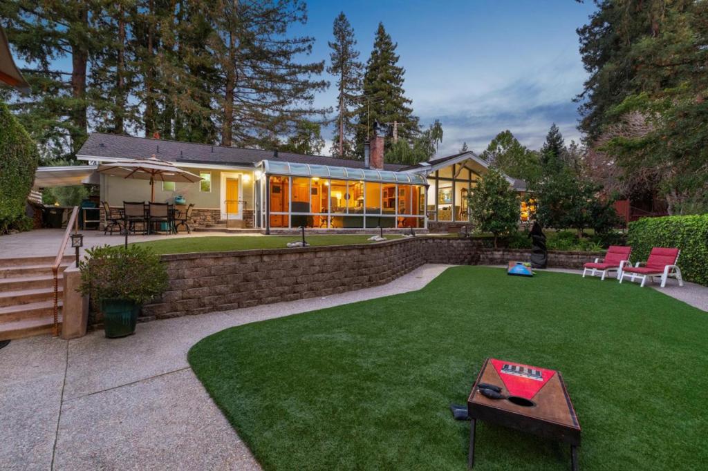 main property photo 90