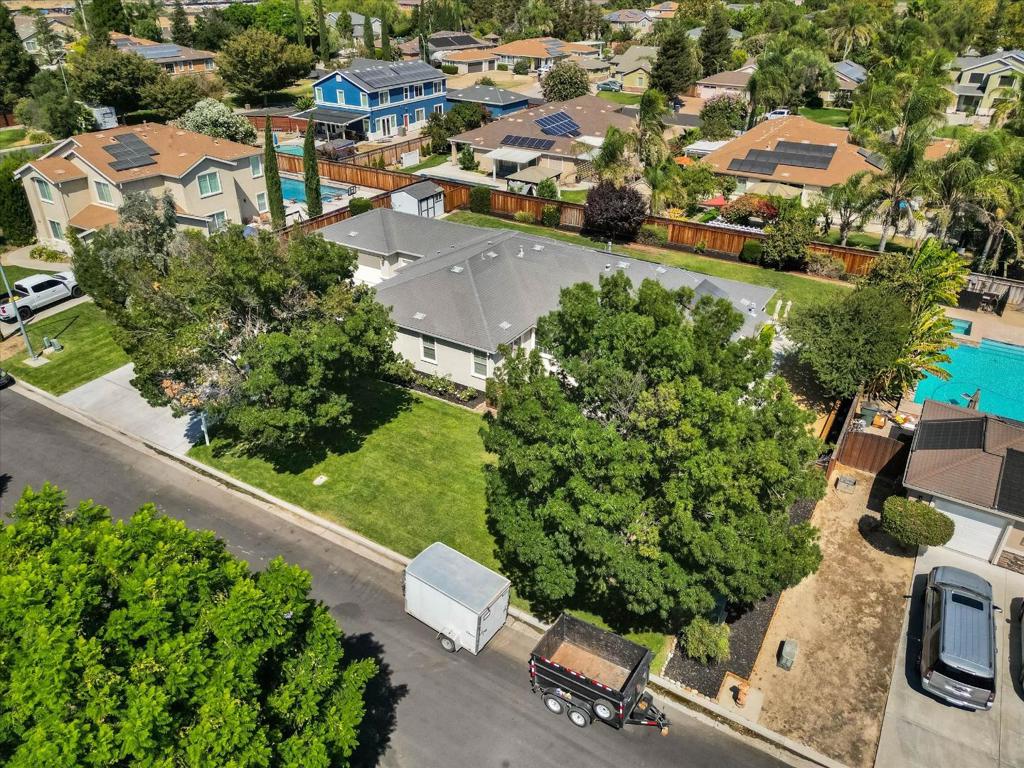 main property photo 59
