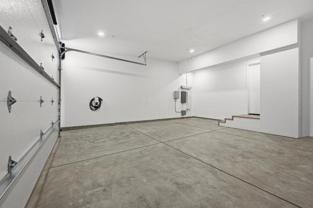 main property photo 66