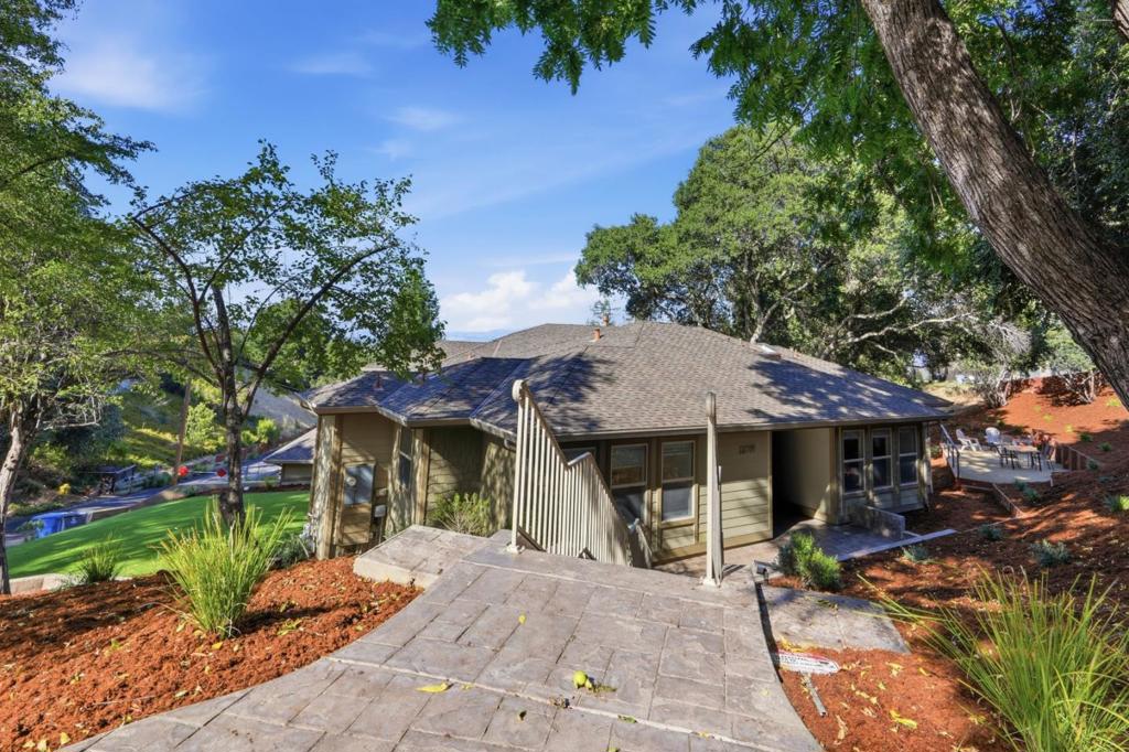 main property photo 60