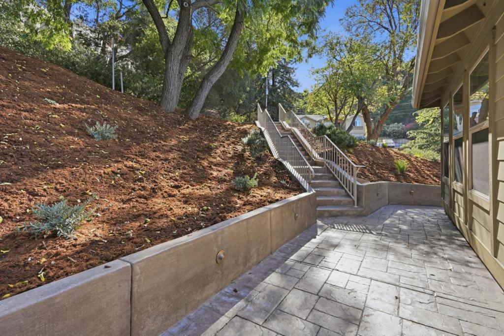 main property photo 61