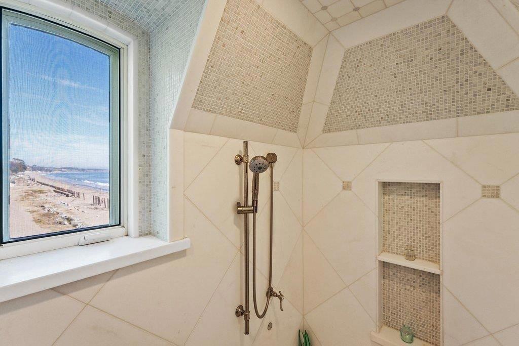 main property photo 112