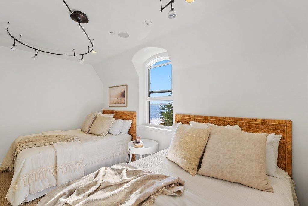 main property photo 119