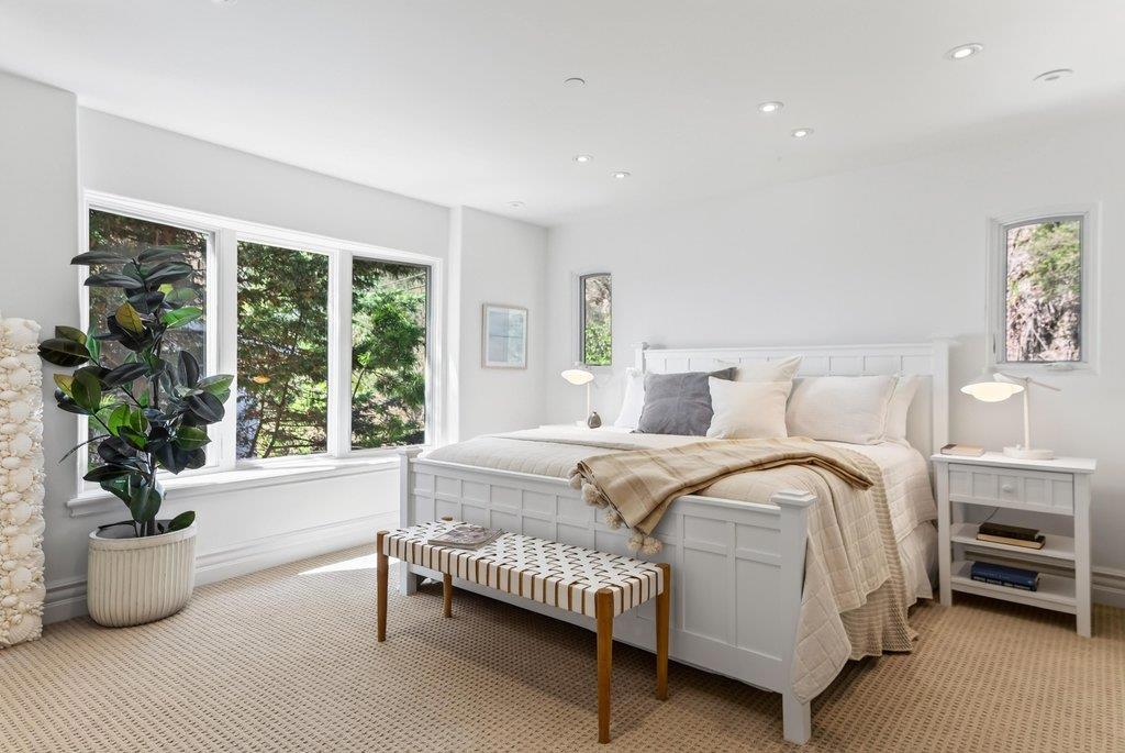 main property photo 80