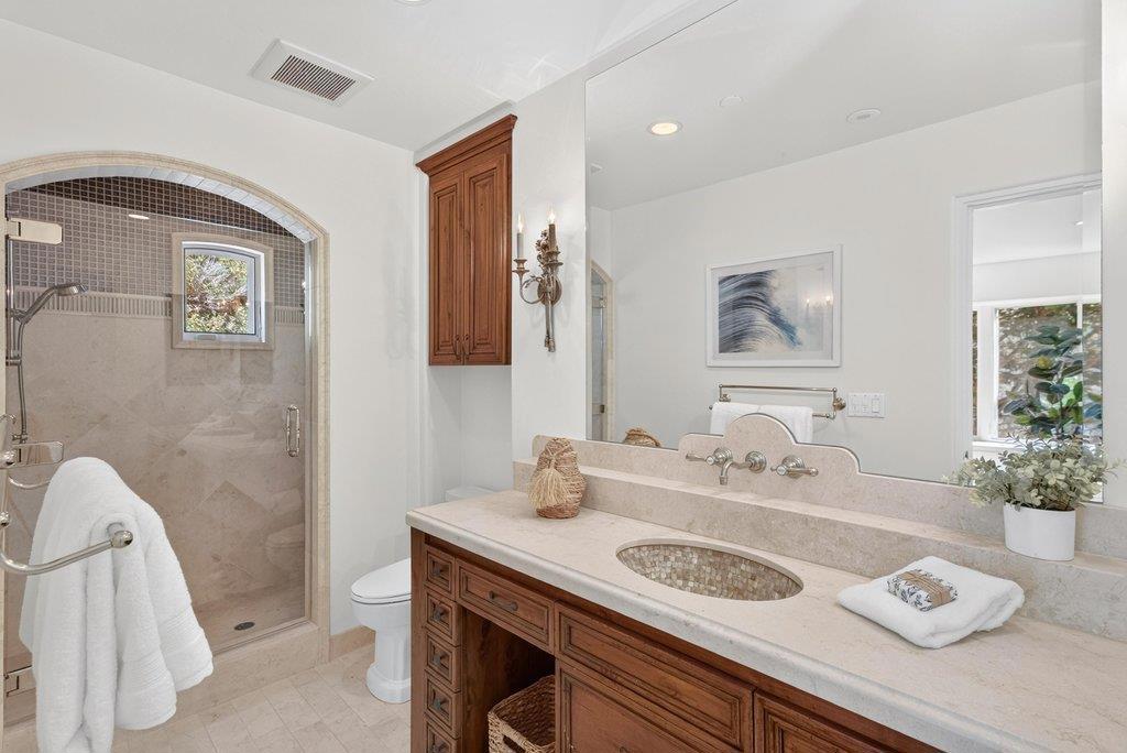 main property photo 84