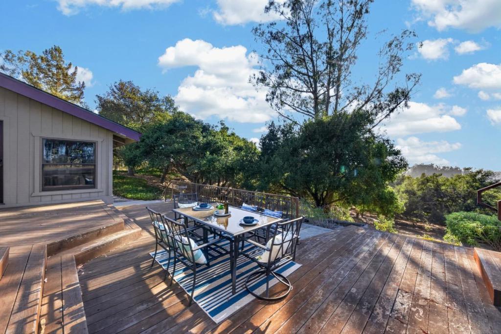 main property photo 59