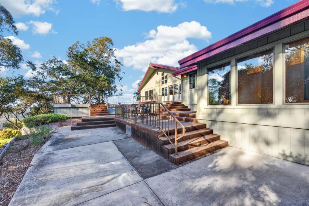 main property photo 60