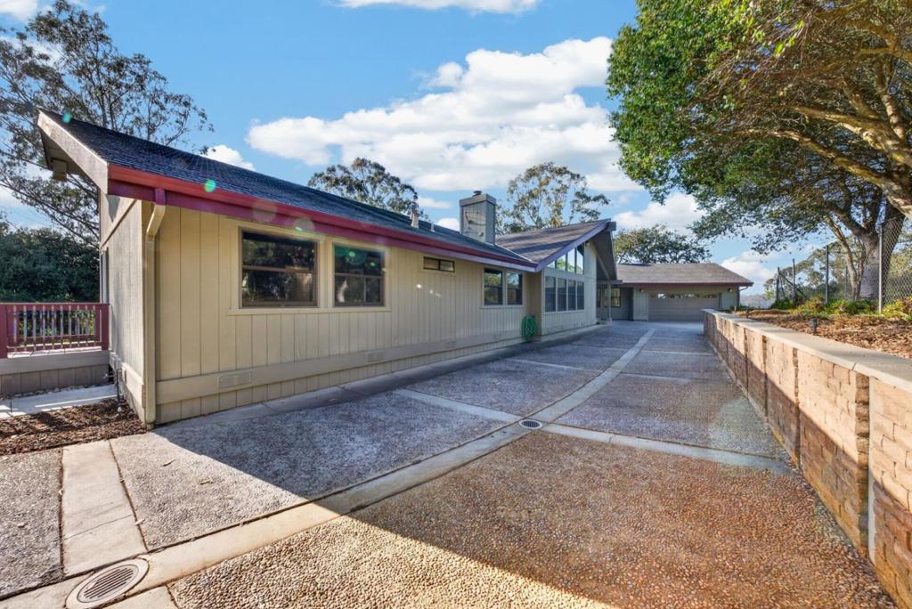 main property photo 72