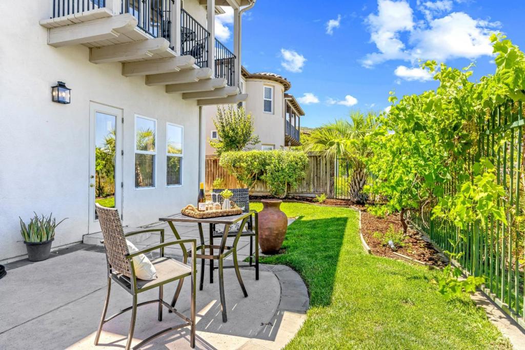 main property photo 51