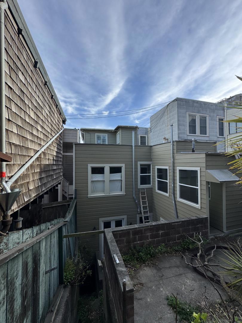 main property photo 74