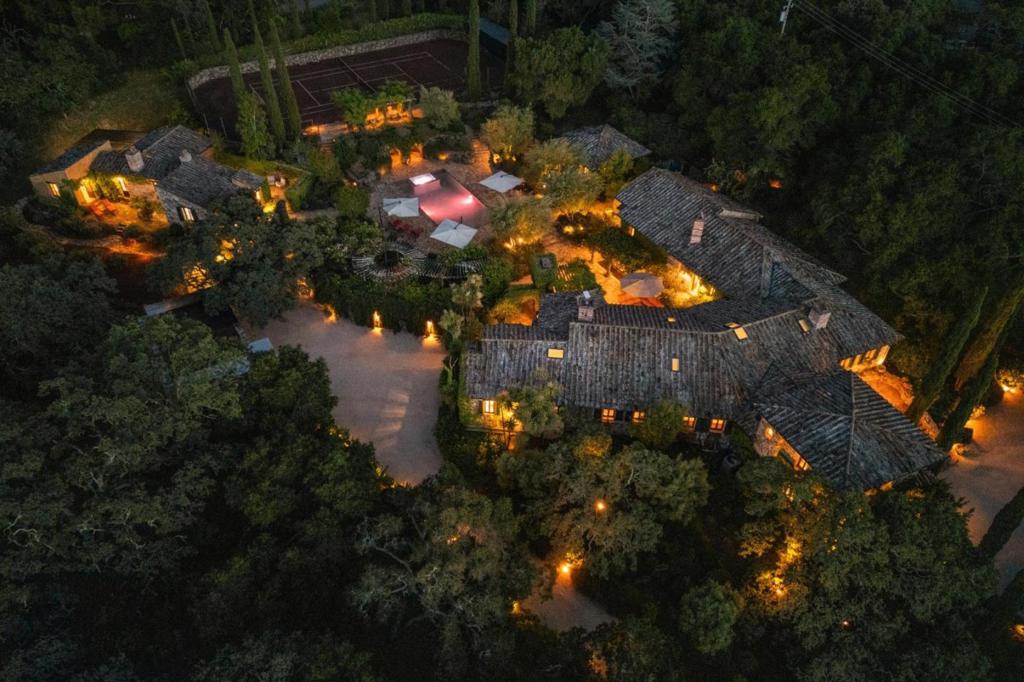 main property photo 3