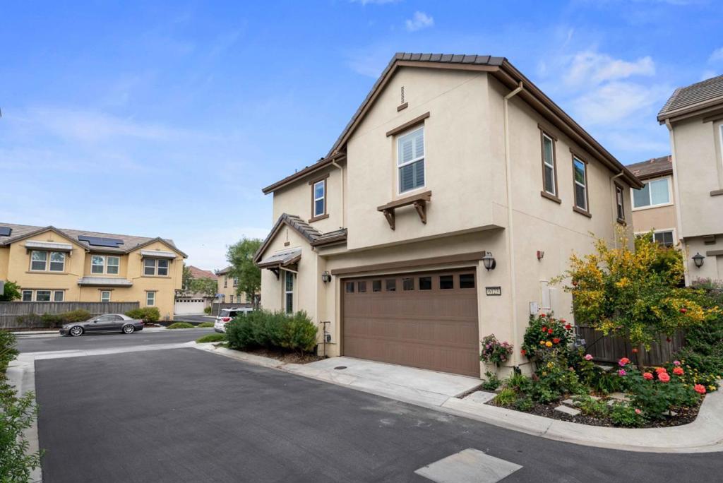 main property photo 84
