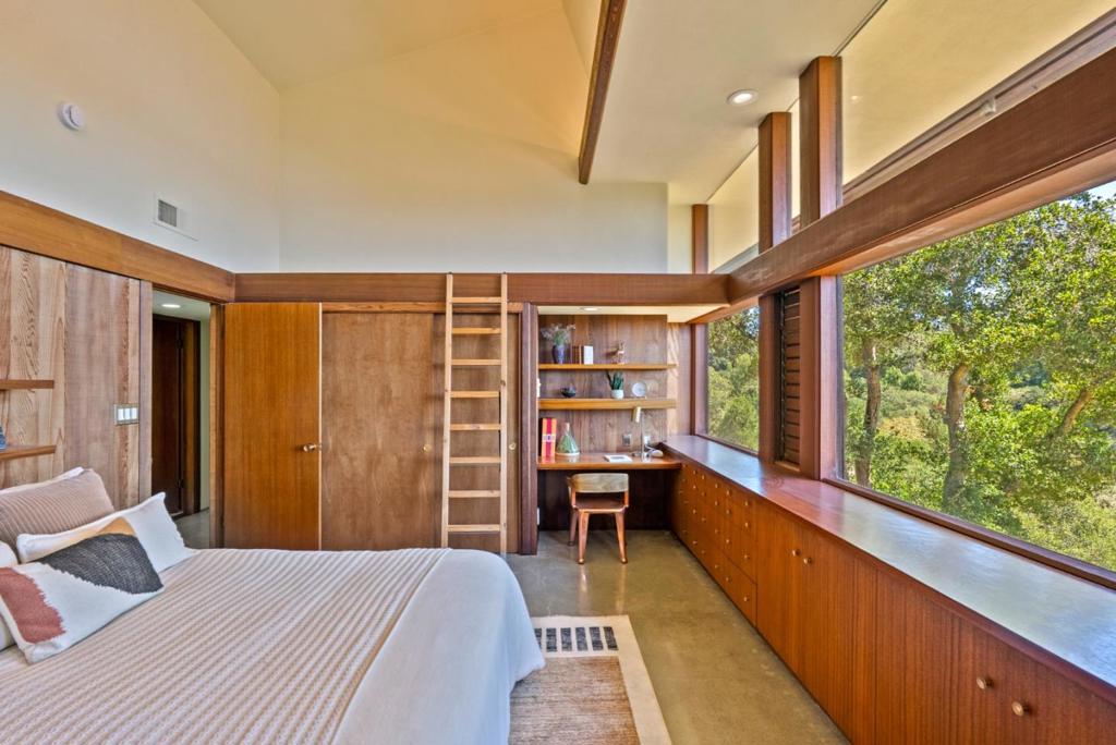 main property photo 63
