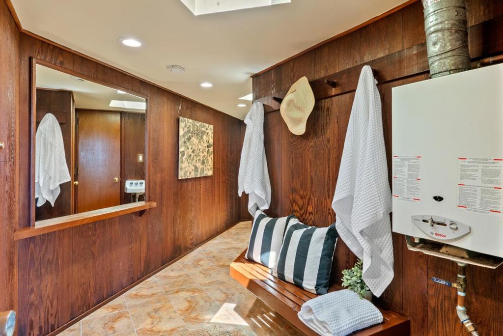 main property photo 83