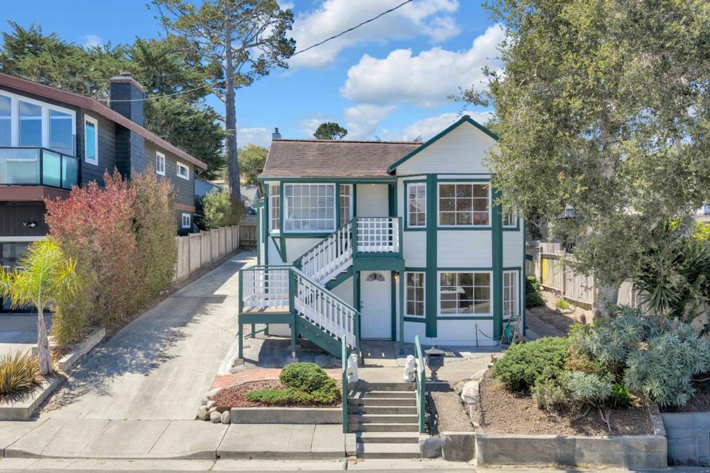 main property photo 33