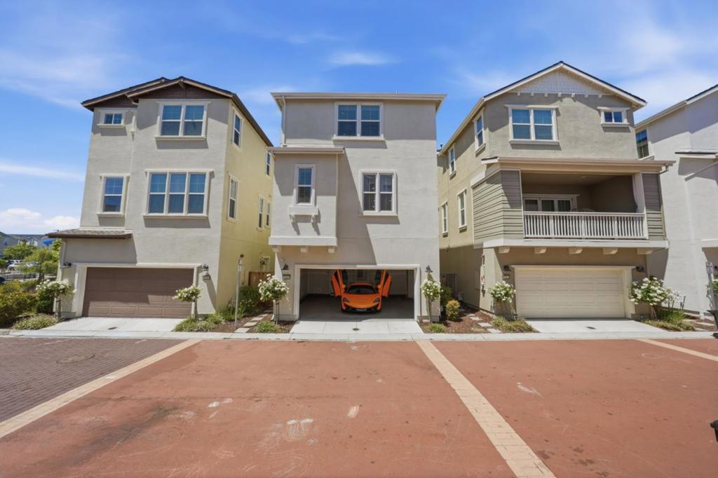 main property photo 68