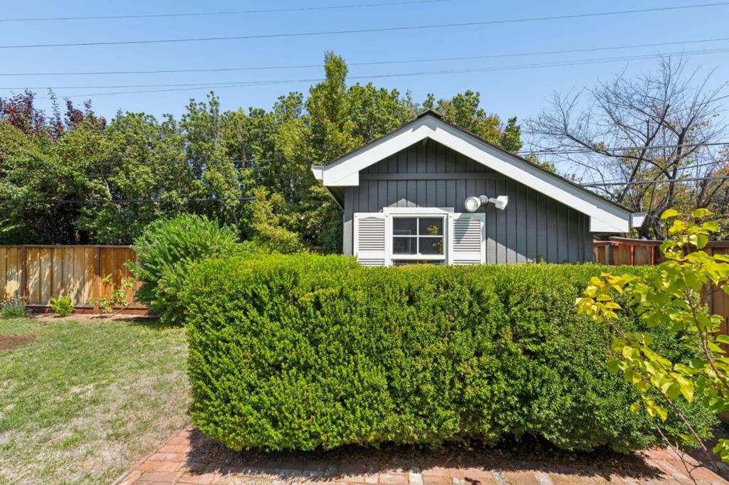 main property photo 66