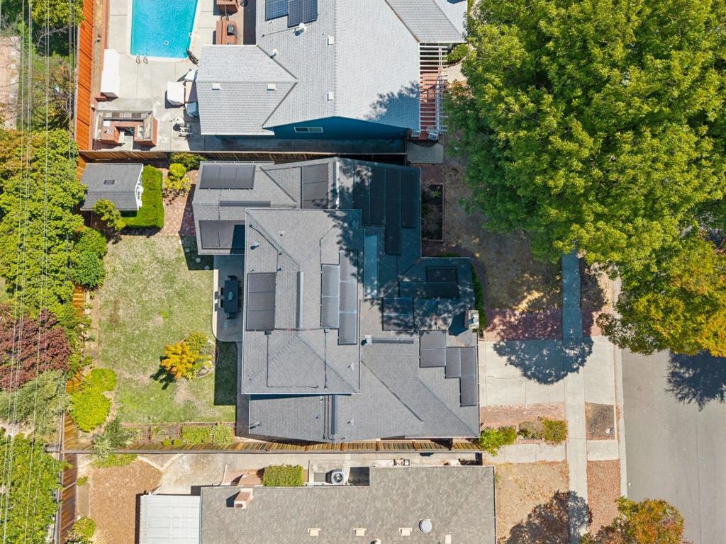 main property photo 77