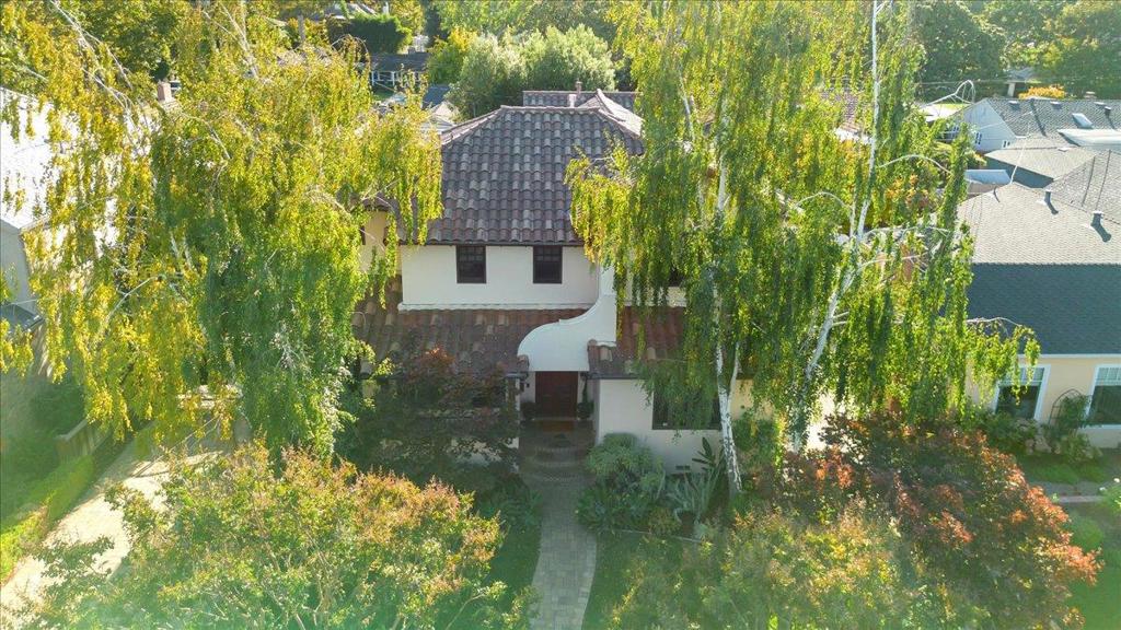 main property photo 48