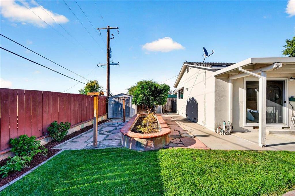 main property photo 46