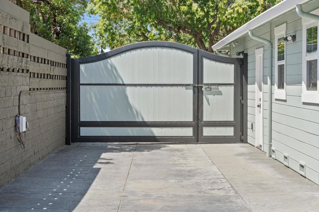 main property photo 139