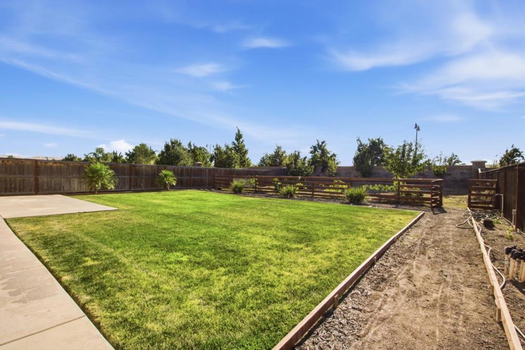main property photo 53