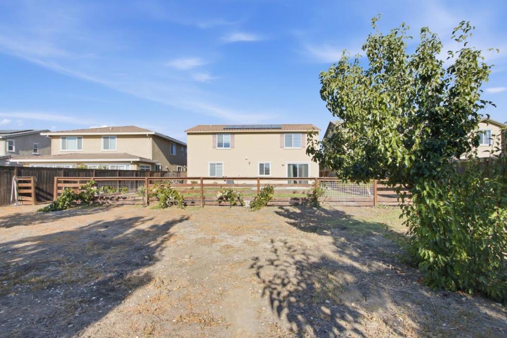 main property photo 56