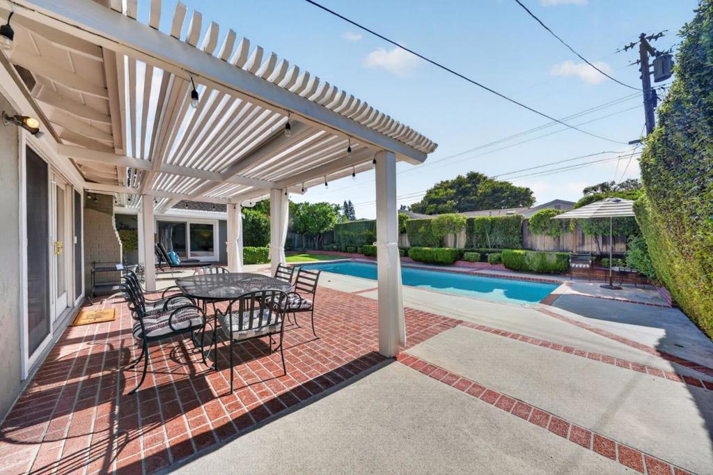 main property photo 56