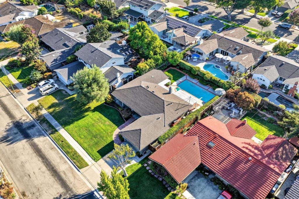main property photo 80