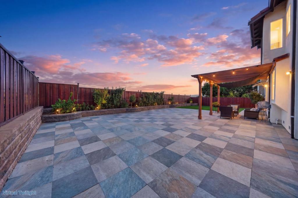 main property photo 78