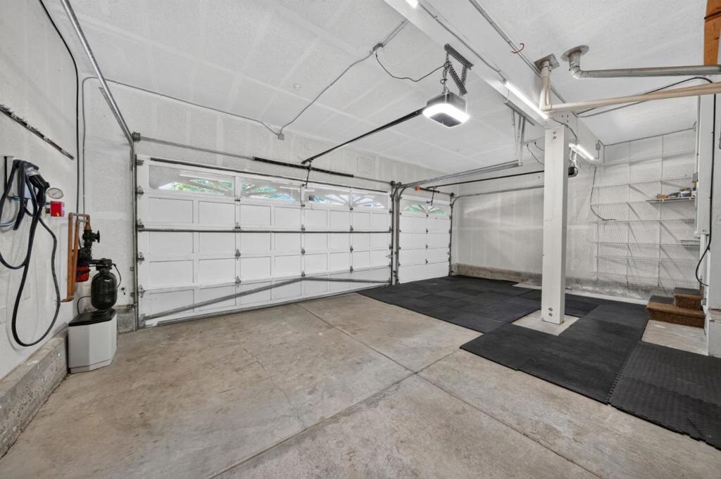 main property photo 80