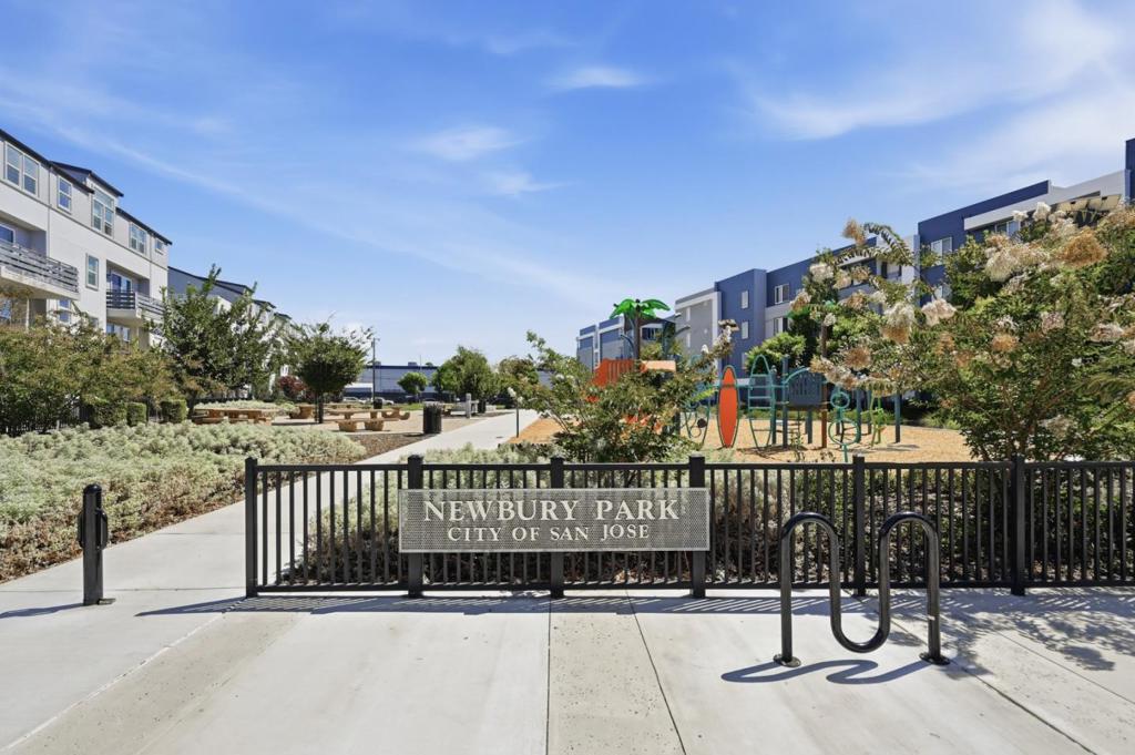 main property photo 75