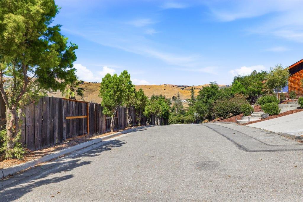 main property photo 53
