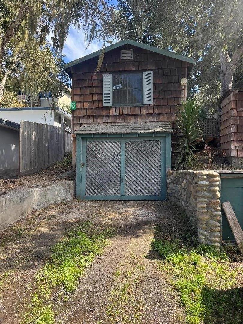 main property photo 19